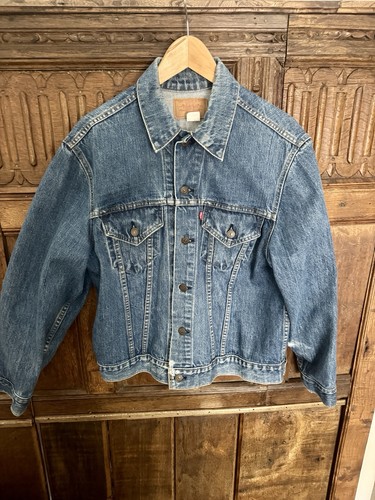 Levi men red label - levi’s,