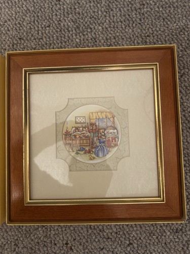 Royal doulton bunnykins framed - doulton,