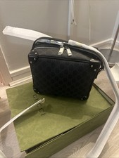 gucci messenger bag Supreme