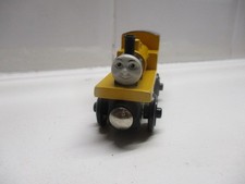 wooden thomas the tank engine train duncan