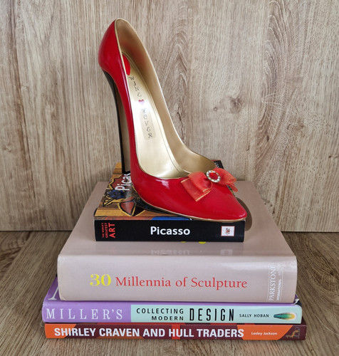 Novelty red high heel - red,