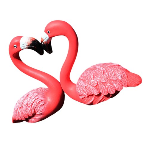 Red resin garden flamingo - red,