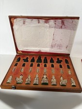 Vintage Isle of Lewis Chess Set Cheney England Box Faux Wood Brown Ivory Resin