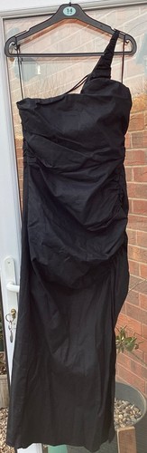 Bnwt zara black - one, shoulder