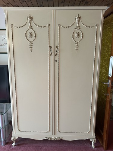 Olympus antoinette bedroom - antoinette,