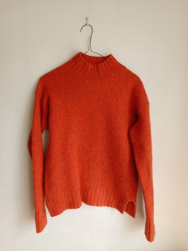 Pre owned red orange pullover - pre-owned,