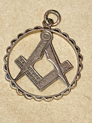 Gold masonic pendant 06 - gold, 1.06