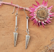 Tribal Spear Drop Fine 999