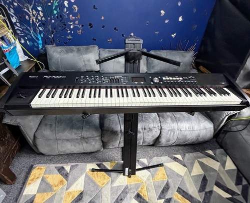 Roland rd700nx keyboard - roland, stage
