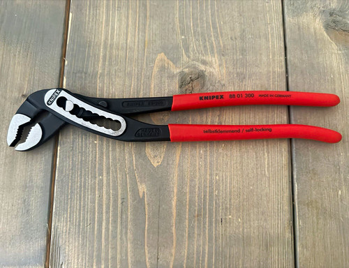 Knipex 300 water pump - 88,