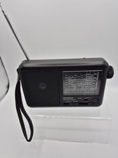 Uni-Com Multi Band World Radio