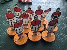 VINTAGE 1950s SUBBUTEO CELLULOID FLAT TEAM 10 BOURNEMOUTH FC ORANGE BASE 