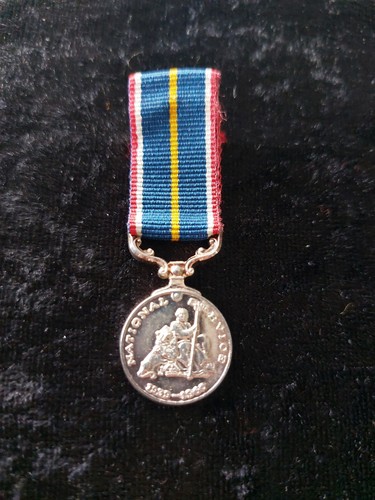 Miniature national service - miniature,