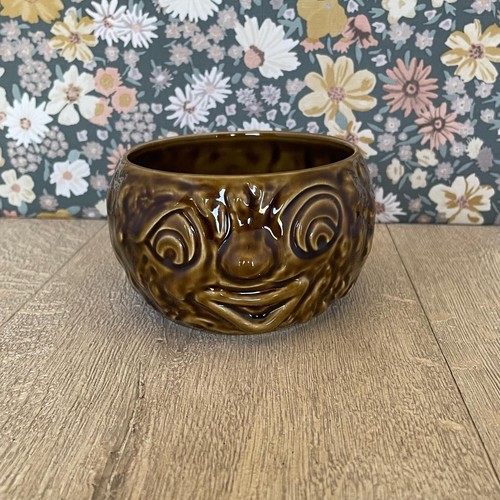 Sylvac chutney face pot - chutney,