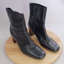 M&S Footglove Standard Fit