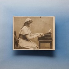 Edna May Midget Postcard Actress Typewriter 1904 Real Photo Lizzie Caswall Smith