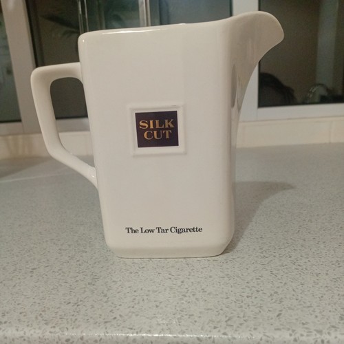 Breweriana wade jug - jug, cut'