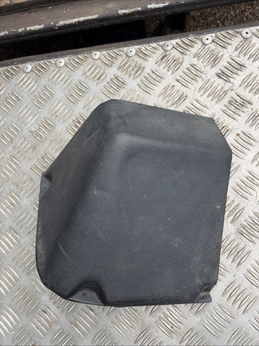 Land rover defender lower - land,