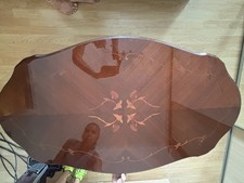 Vintage Italian Mahogany Coffee Table With A Lovey Inlaid Detail And Carved Legs