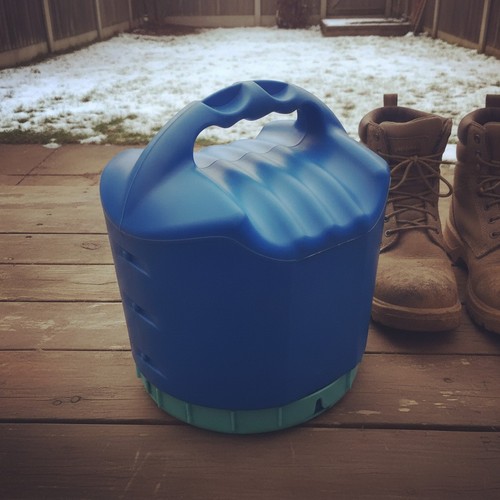Blue plastic salt - salt, spreader