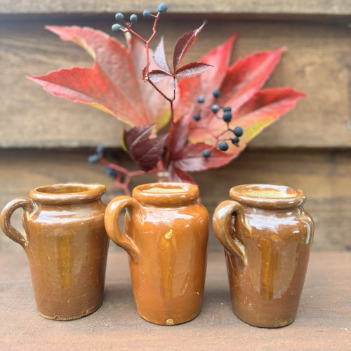 Glazed stoneware antique cream - glazed,
