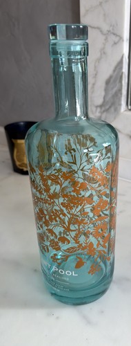 Silent pool gin - silent,
