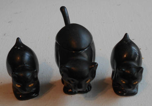 Black halloween cats gold - halloween,
