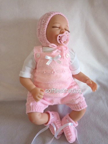 Hand knitted clothes newborn