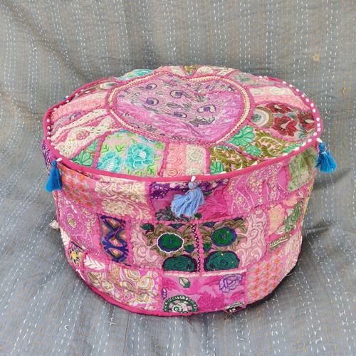 Round patchwork embroidered - round,