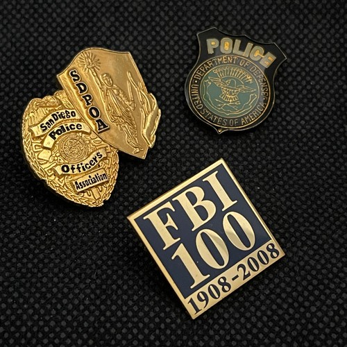 Interesting pin badges fbi - pin,