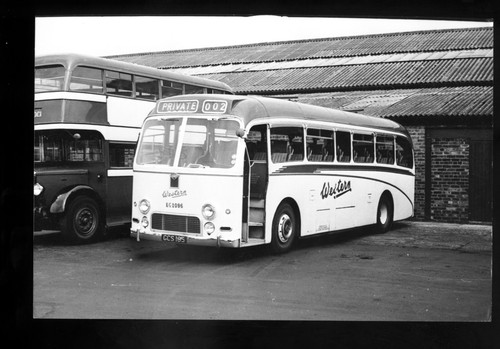 Tm4517 western coach - -,