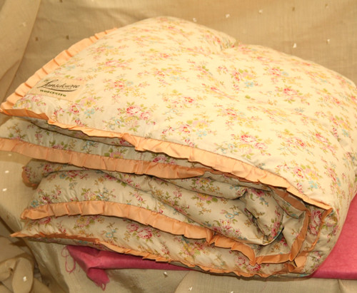 Vintage 1970s lansdowne quilt - vintage,