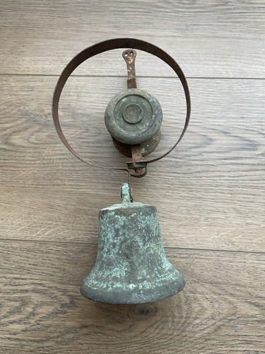 Victorian cast metal servants - cast,