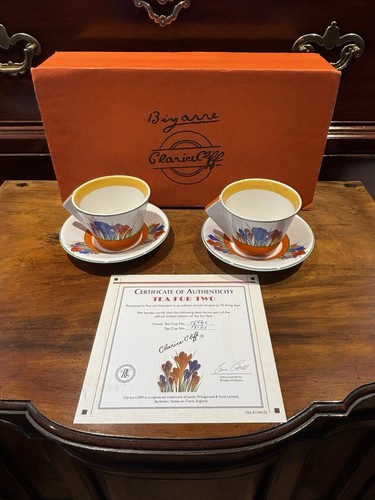 Clarice cliff design - cliff,