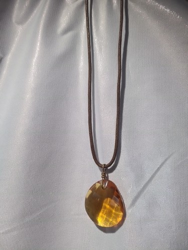Amber colour pendant necklace - colour,