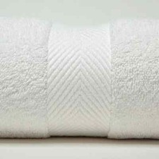 Hotel Premium Quality Bath Sheet, Cotton 90 cm x 140 cm very good condition