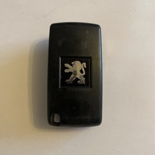 GENUINE PEUGEOT 2 BUTTON REMOTE FLIP KEY FOB 
