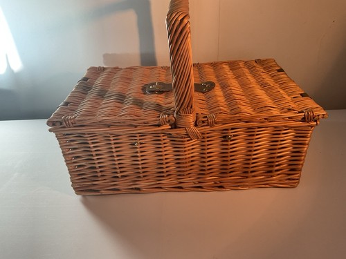 Cane wicker picnic - picnic, basket