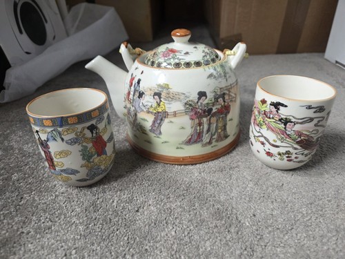 Old fashioned painted china - painted,