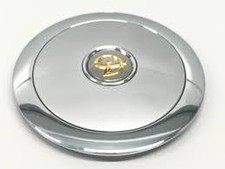 *New* Daimler Super Eight V8 Chrome Hub Cap - part number MNC 6240 BB