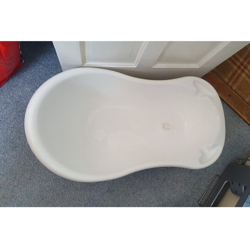 White plastic baby bath - white,