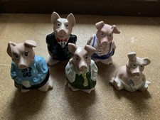 Wade Pigs Natwest Pigs Full