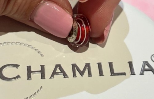 Genuine chamilia 925 - genuine,