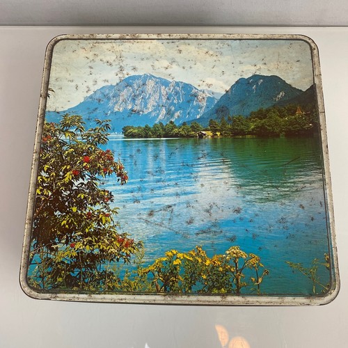 Vintage lakeside biscuit - vintage,