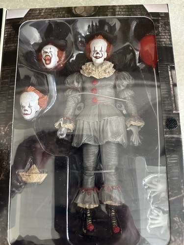 Neca pennywise action - it,