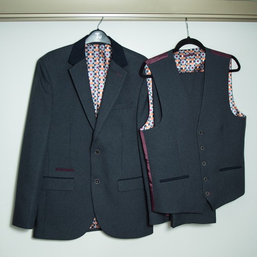 Next piece suit - next,