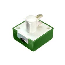 Legrand Electrak AP13 13A Fused Plug Green