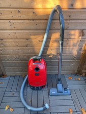 Miele Cat/dog Plus Red Vacuum Cleaner 