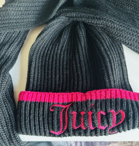 Juicy couture scarf - scarf, hat