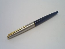 VINTAG BLACK PARKER 45 GT CARTRIDGE FOUNTAIN PEN/14K GOLD MEDIUM NIB